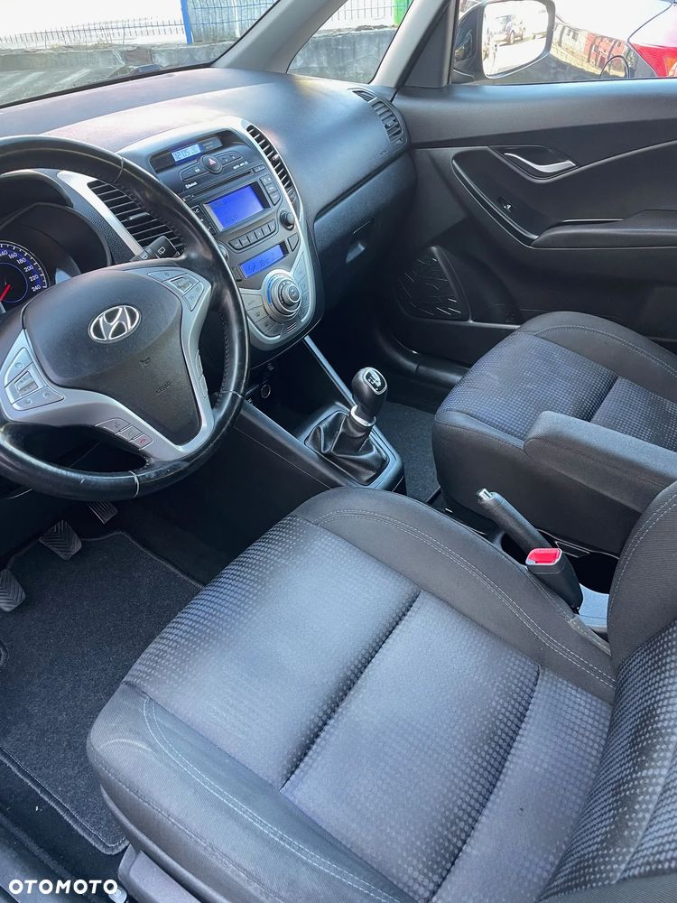 Hyundai ix20 1.4 blue - 9