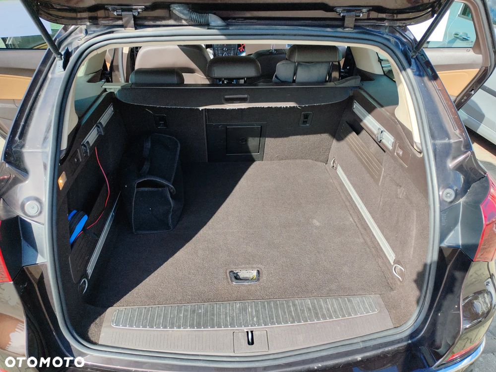 Opel Astra 1.6 T Cosmo - 19
