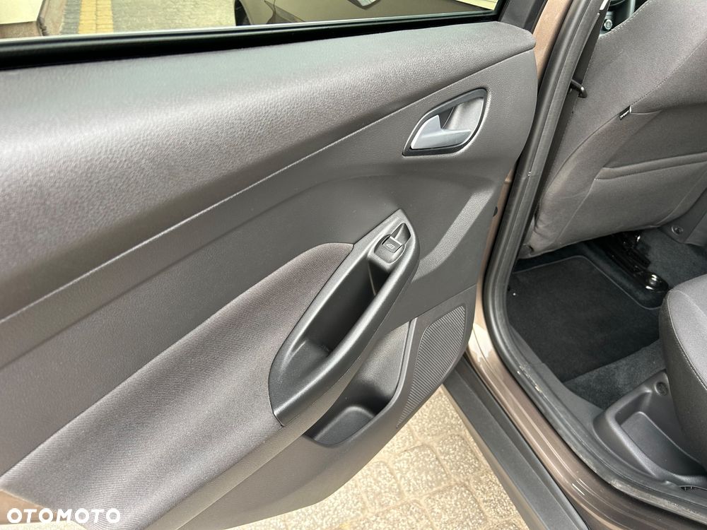 Ford Focus 1.5 EcoBlue Start-Stopp-System TITANIUM STYLE - 28