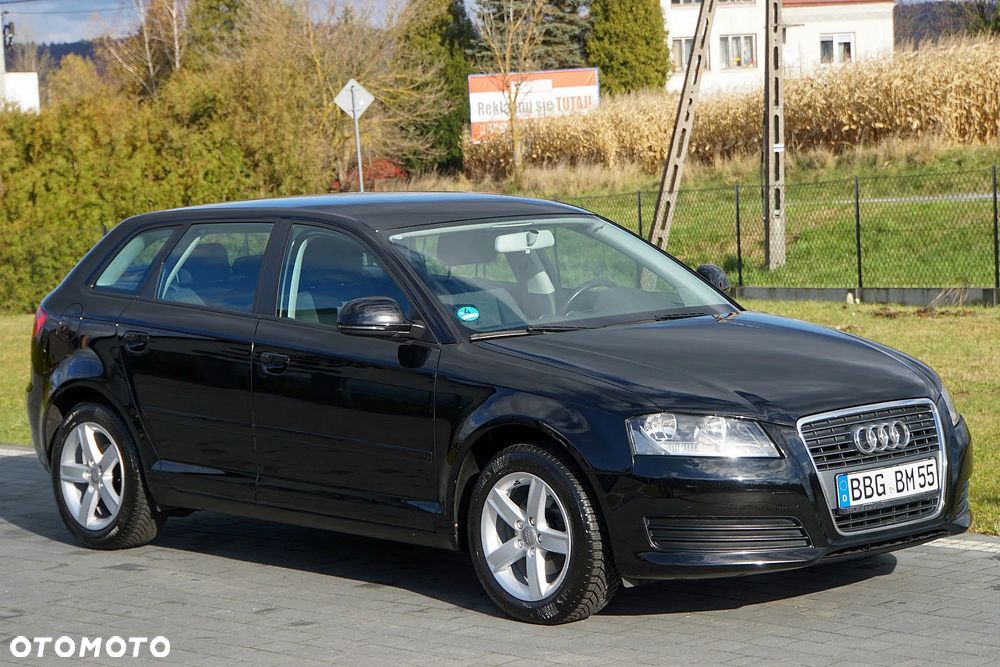 Audi A3 Sportback 1.6 Attraction - 9