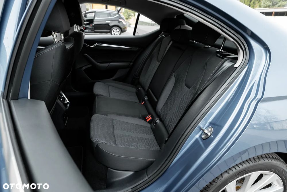 Skoda Octavia 1.5 TSI Exclusive - 25