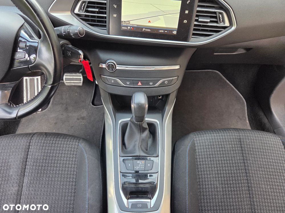 Peugeot 308 BlueHDi FAP 130 EAT6 Stop & Start Active - 15