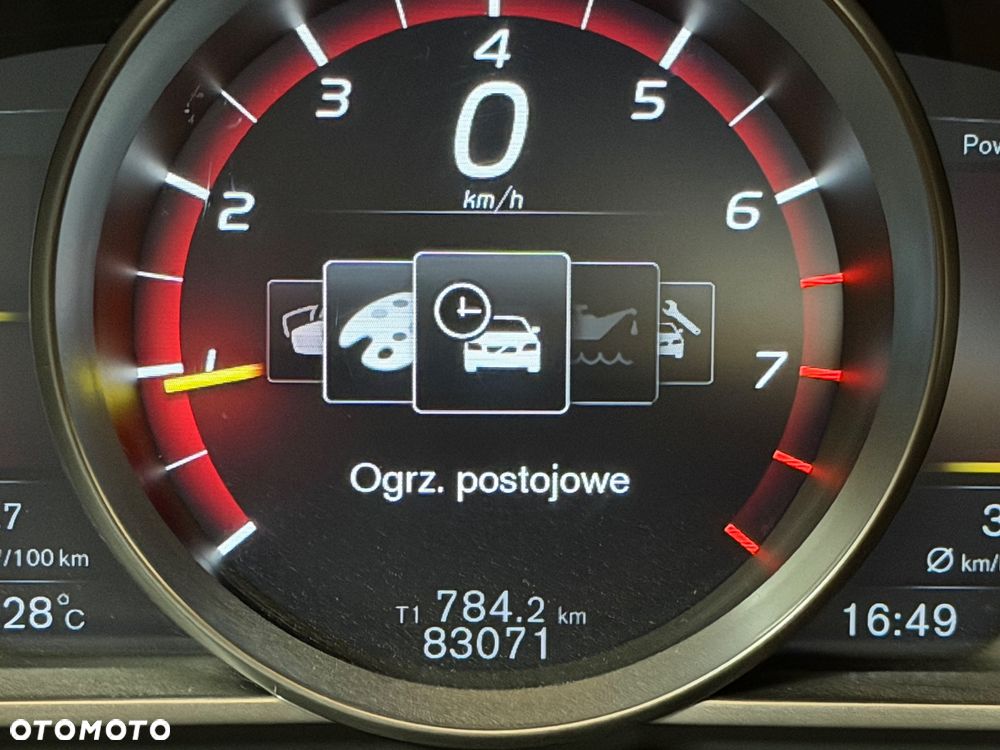 Volvo V40 Cross Country T3 Geartronic Momentum - 13