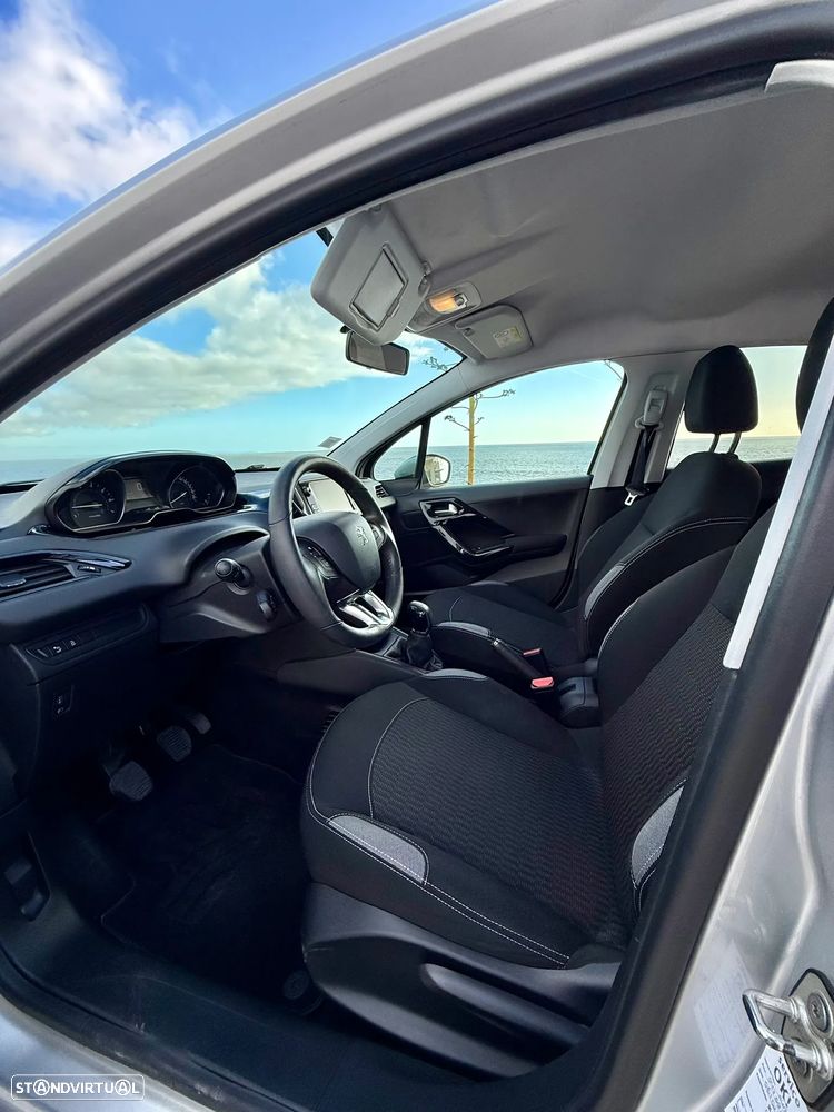Peugeot 208 1.2 VTi Active - 3