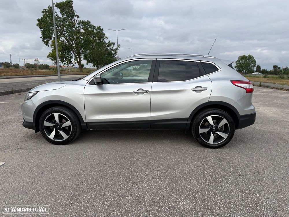 Nissan Qashqai 1.5 dCi N-Connecta 18 - 8