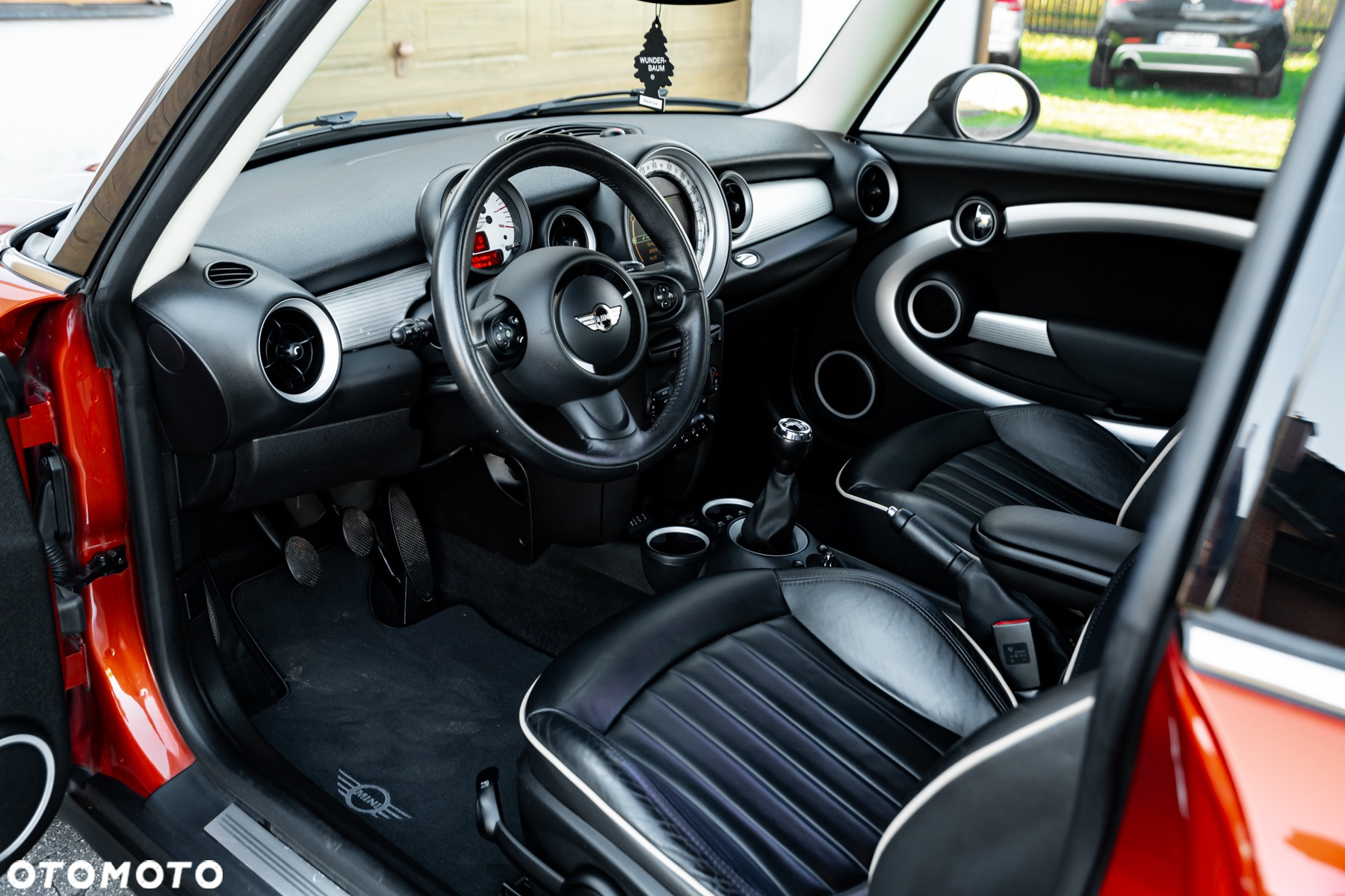 MINI Cooper Standard - 15