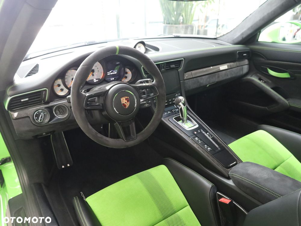 Porsche 911 - 8