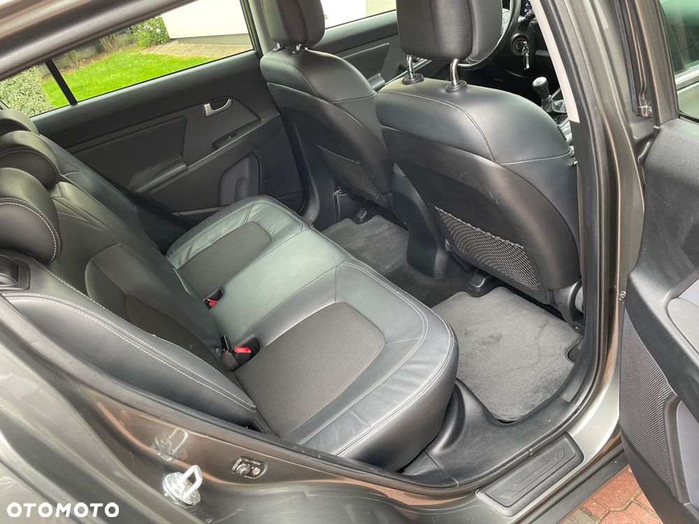 Kia Sportage - 13