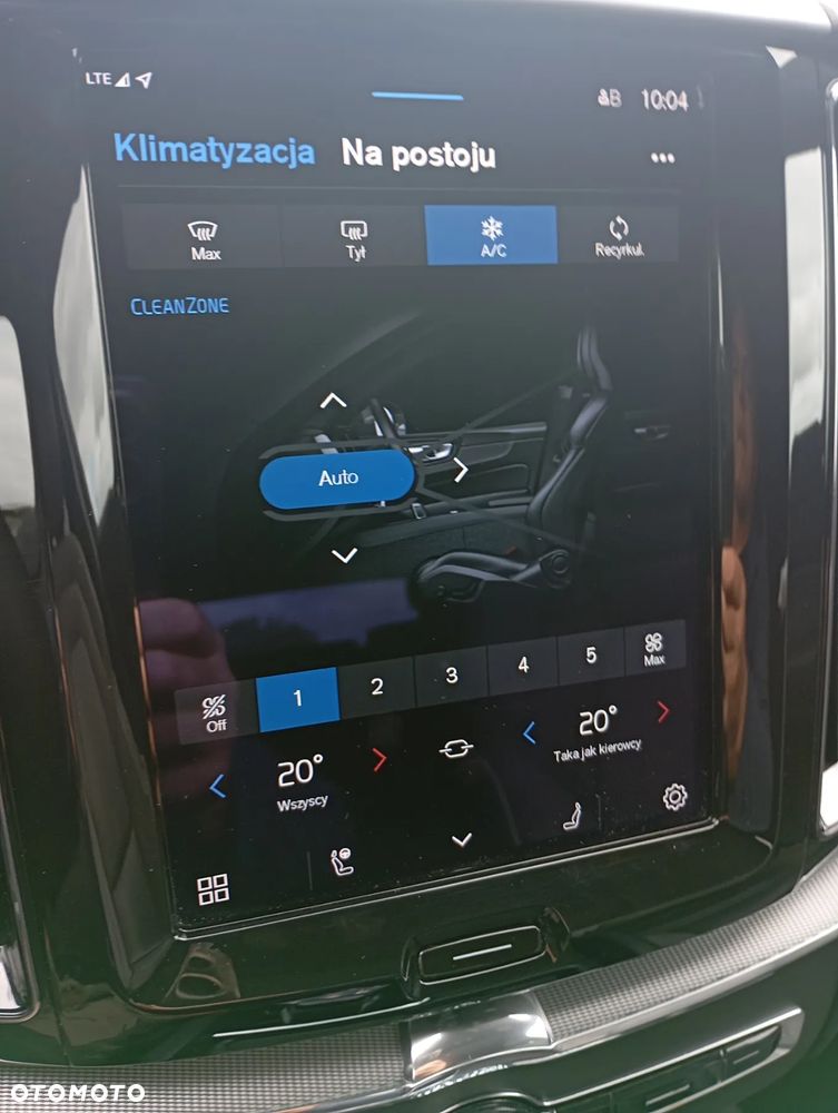 Volvo XC 60 B4 D AWD Ultimate Dark - 37