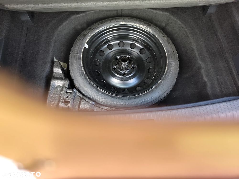 Volkswagen Golf Sportsvan - 25