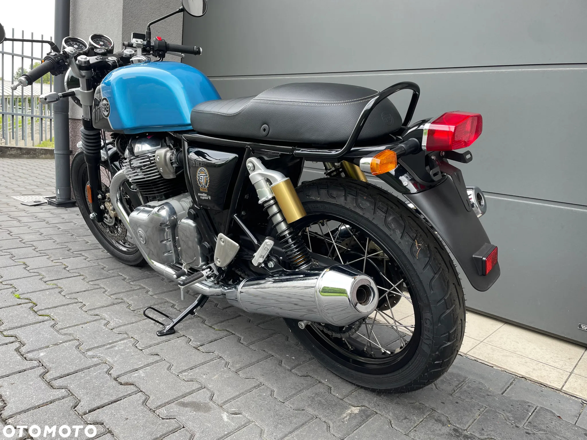 Royal Enfield Continental - 3