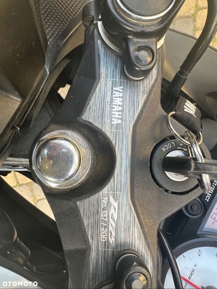 Yamaha YZF - 3