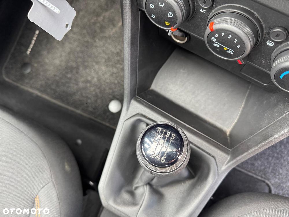 Dacia Sandero Stepway TCe 90 Essential - 12