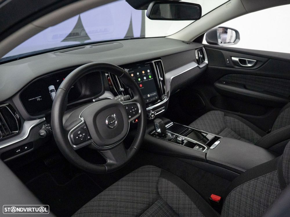 Volvo V60 2.0 T6 AWD TE Core - 15