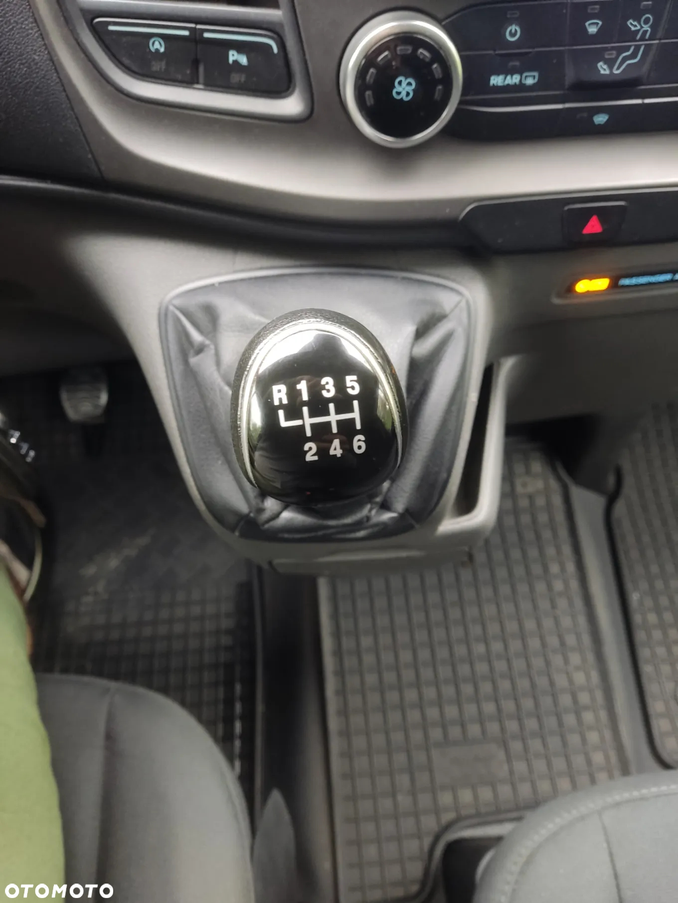 Ford Transit Custom - 28
