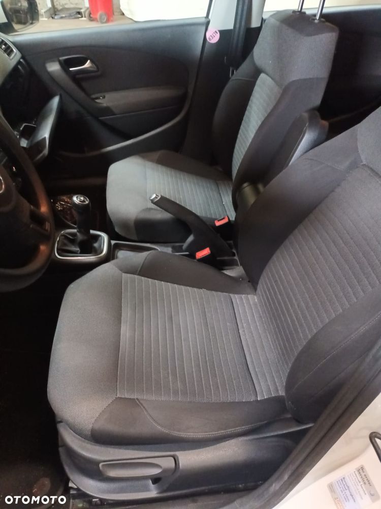 Volkswagen Polo - 19