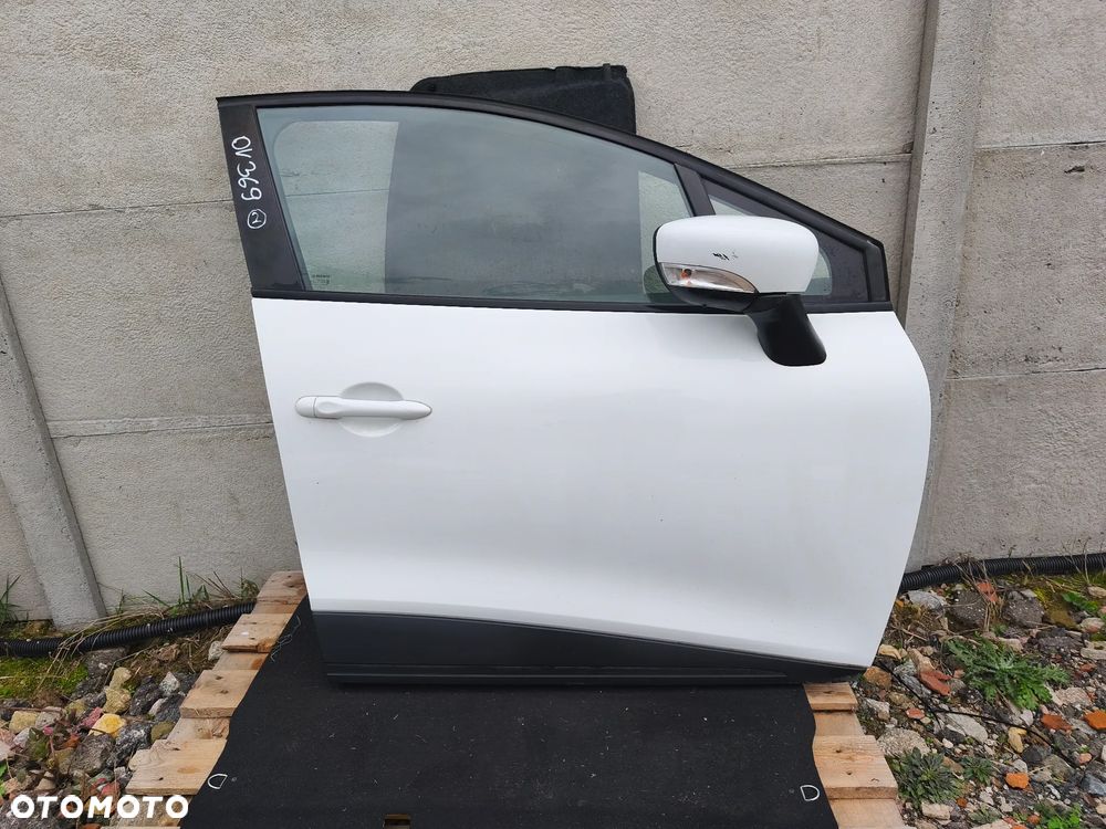 DRZWI PRAWY PRZÓD PRAWE PRZEDNIE OV 369 RENAULT CLIO IV - 5