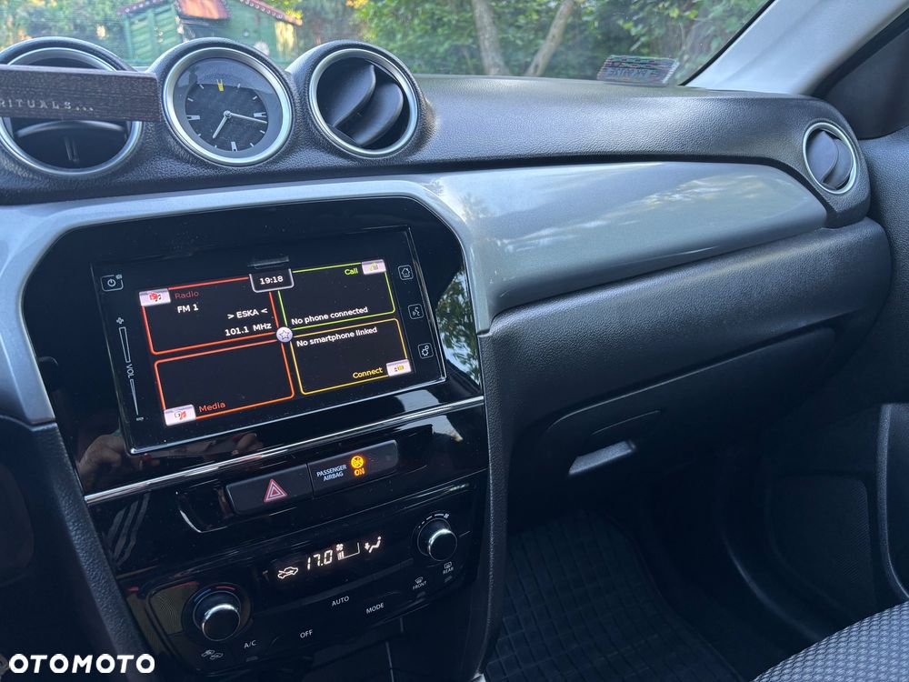 Suzuki Vitara 1.6 Premium 2WD - 8