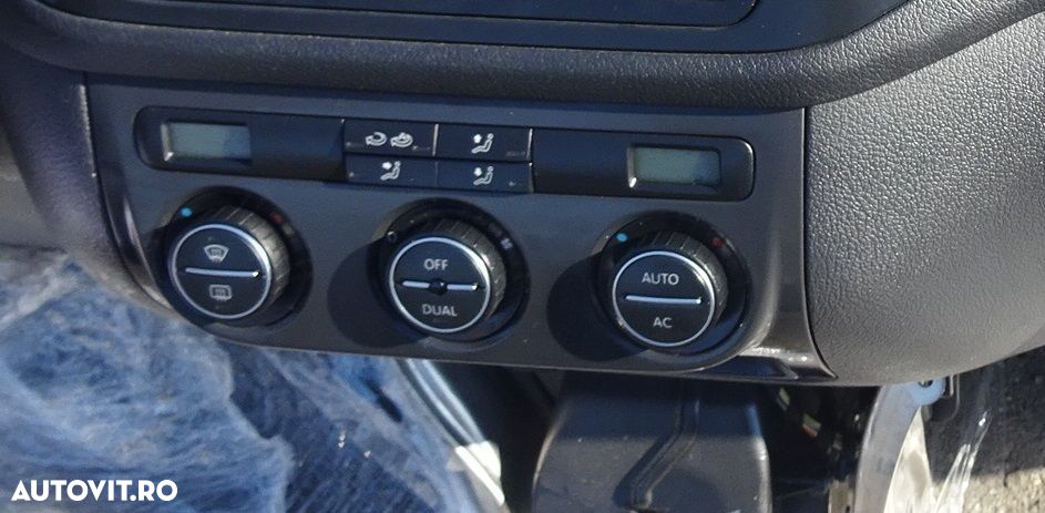 Panou comanda clima AC Volkswagen Golf 5 plus - 1
