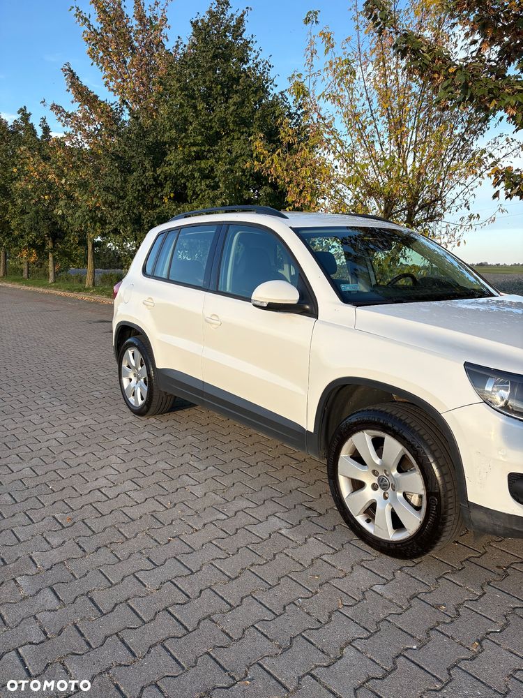 Volkswagen Tiguan - 4