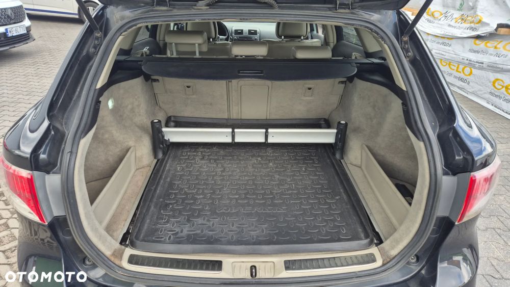 Toyota Avensis - 11