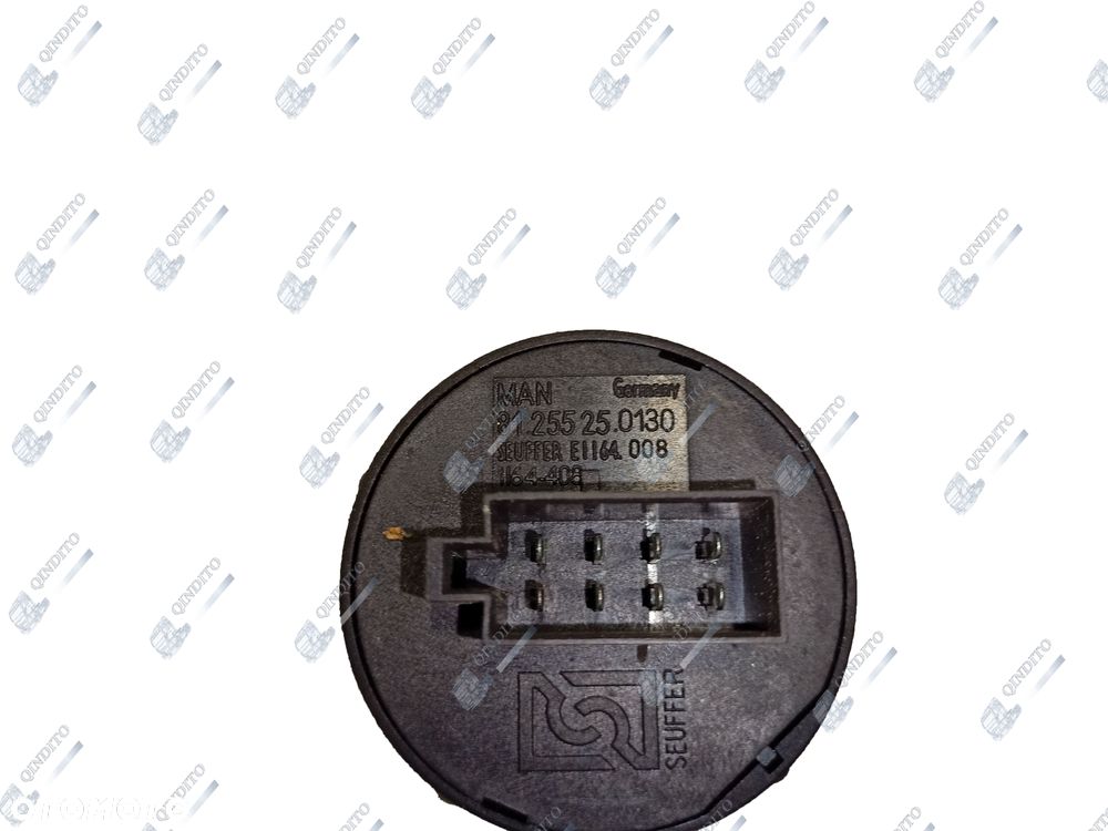 PRZELĄCZNIK ŚWIATEŁ MAN TGA  81255250130 * - 2