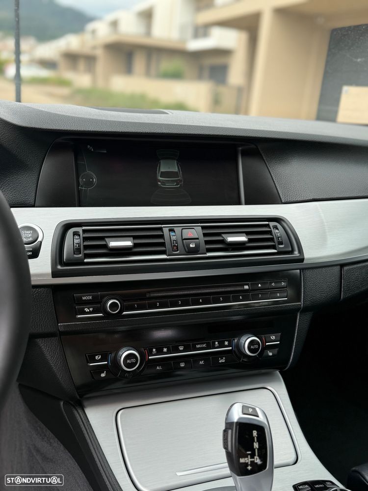 BMW 520 d Pack M Auto - 13