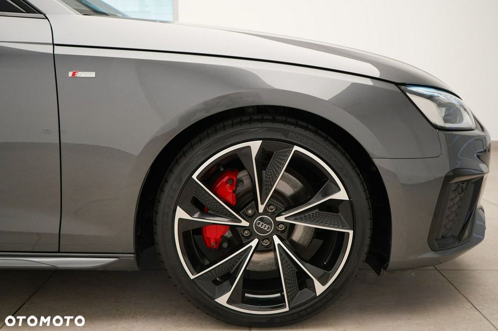 Audi A4 Avant - 11