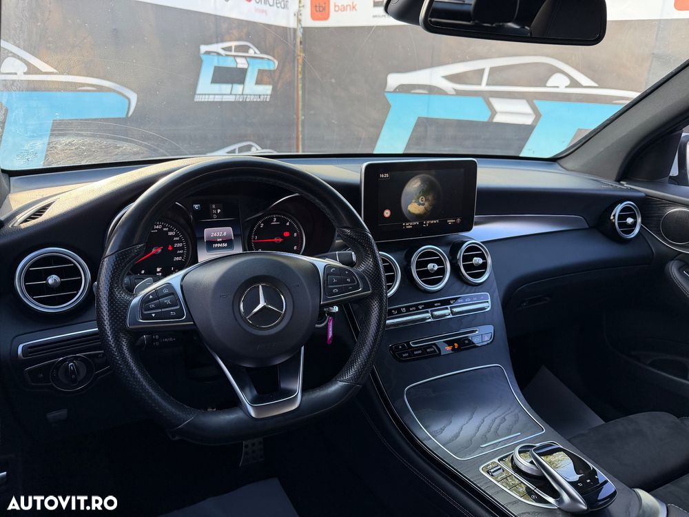 Mercedes-Benz GLC 250 d 4MATIC 9G-TRONIC AMG Line - 11