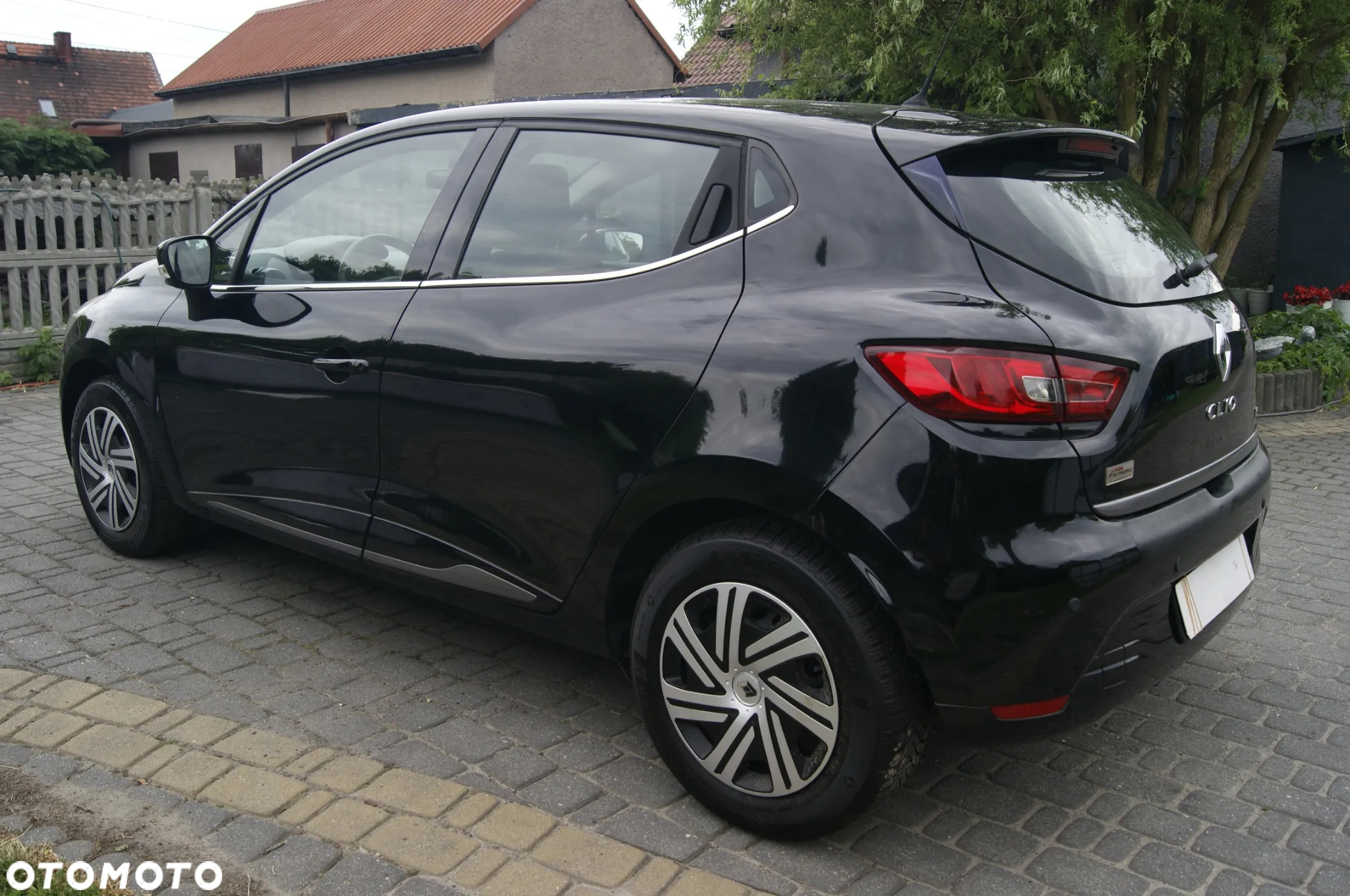 Renault Clio - 7