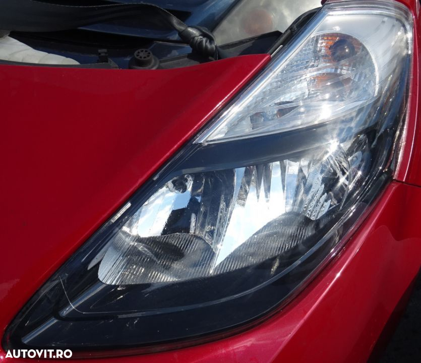 Fata completa Renault Clio 3 din 2010 facelift volan pe stanga - 3