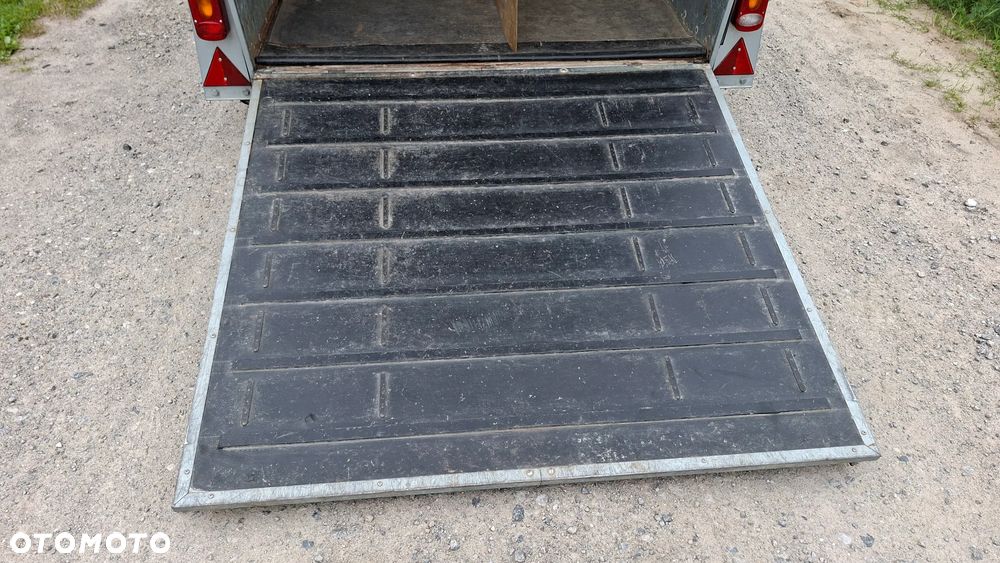 Inny Thule Prestige 135 E5 - 4
