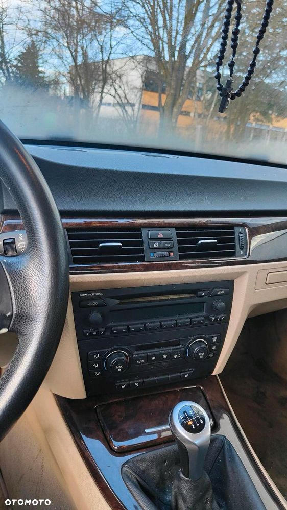 BMW Seria 3 325i - 6