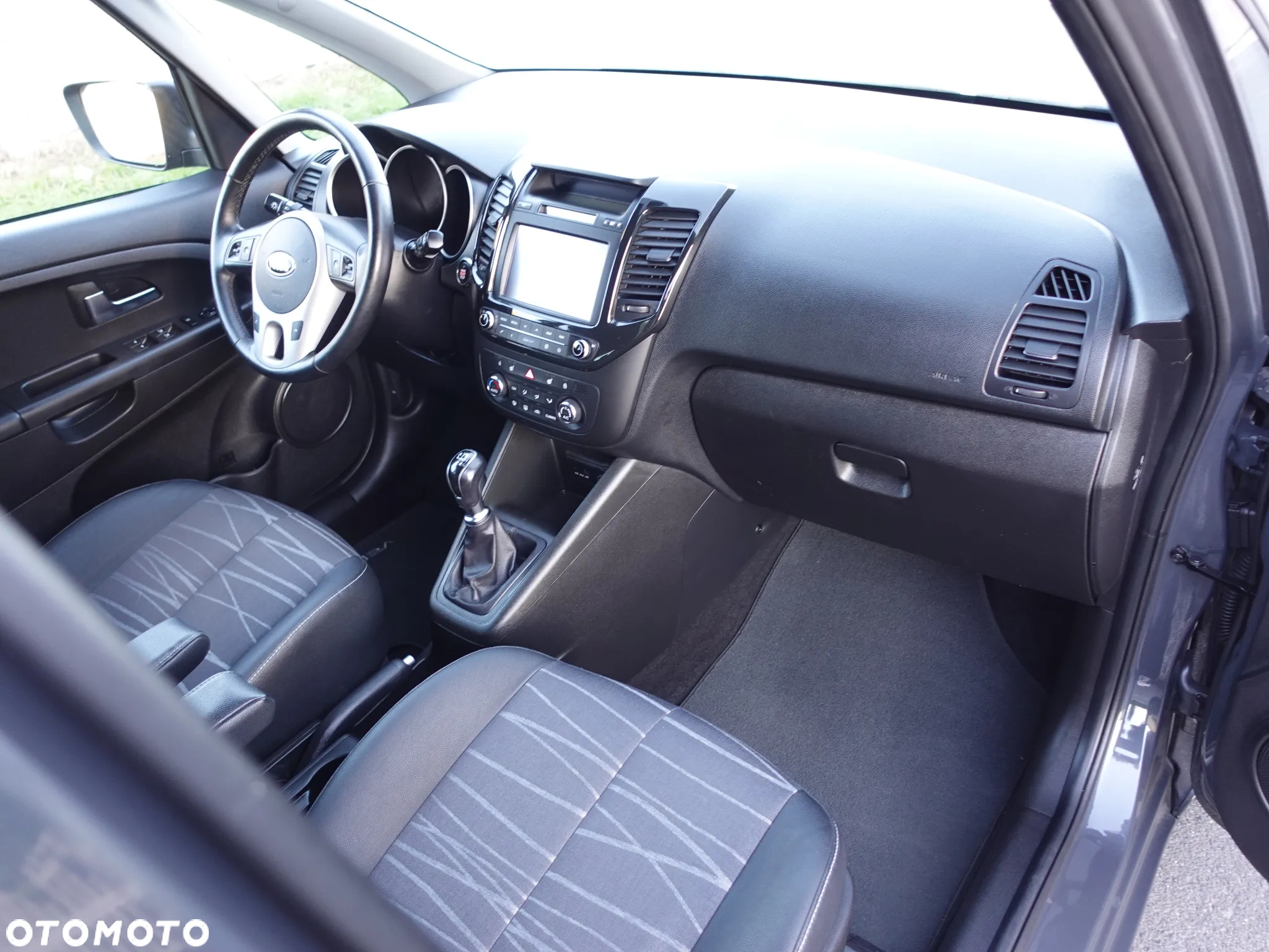 Kia Venga 1.6 CVVT Dream Team Edition - 5
