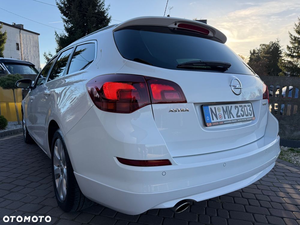 Opel Astra 1.6 Turbo Sports Tourer Innovation - 28