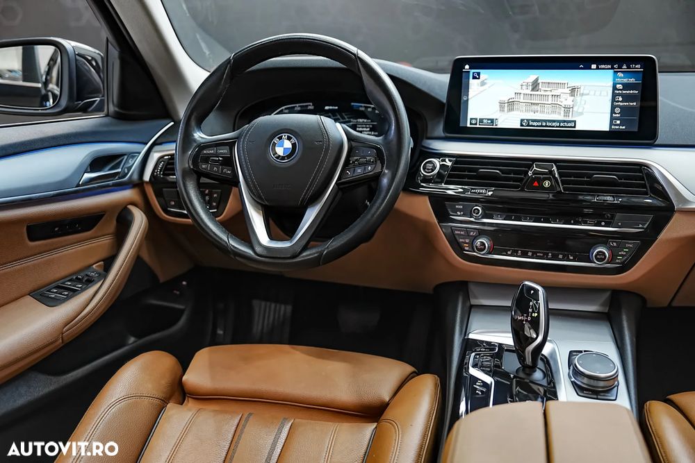 BMW Seria 5 530e Aut. Luxury Line - 11