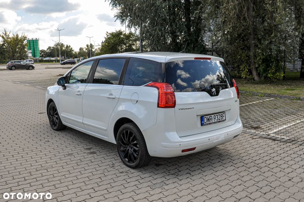 Peugeot 5008 - 3