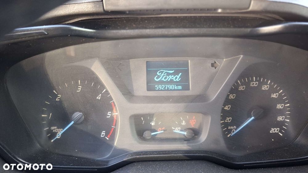 Ford TRANSIT CUSTOM - 6