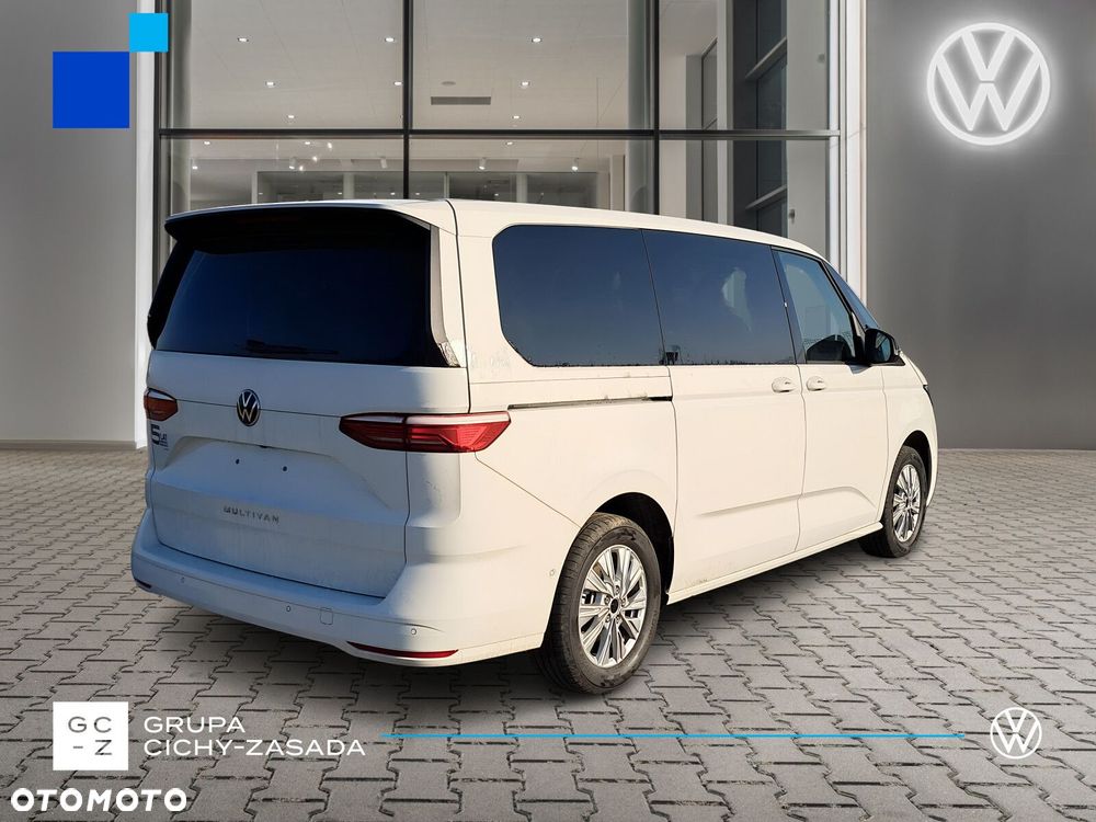 Volkswagen Multivan - 5