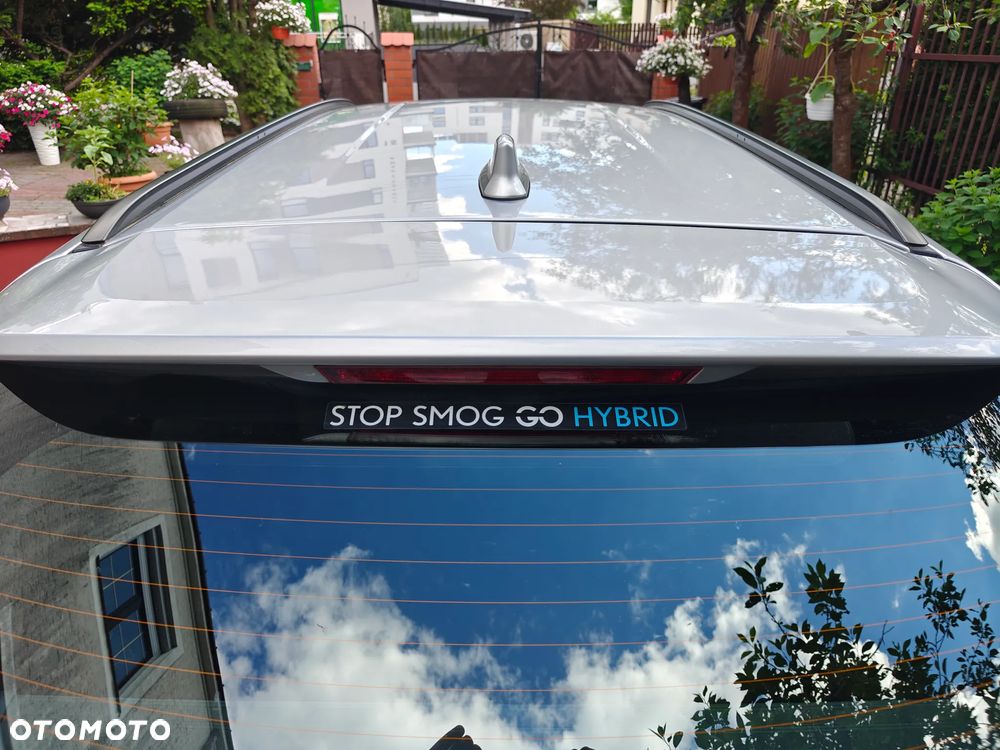 Toyota Corolla 1.8 Hybrid Comfort - 18