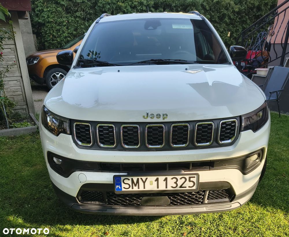 Jeep Compass - 2