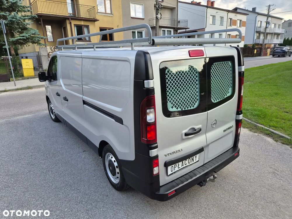 Opel Vivaro - 18