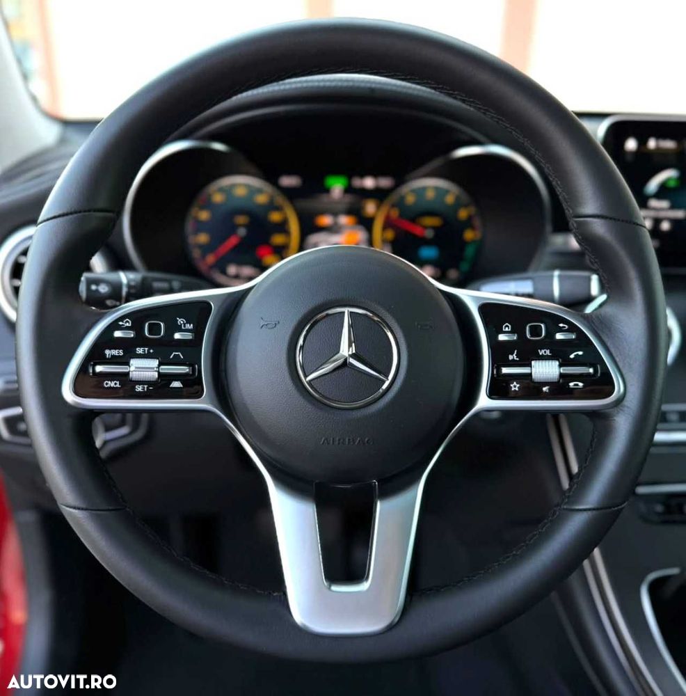 Mercedes-Benz GLC - 26