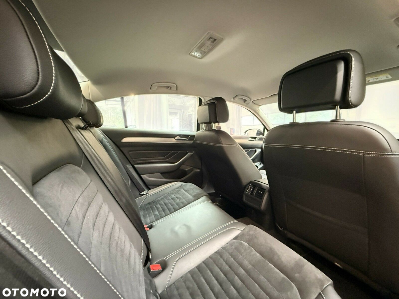 Volkswagen Passat 1.5 TSI EVO Essence DSG - 21