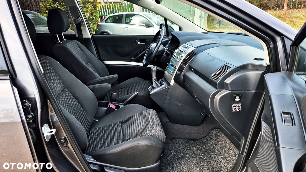 Toyota Corolla Verso 1.8 Premium + 7os - 40