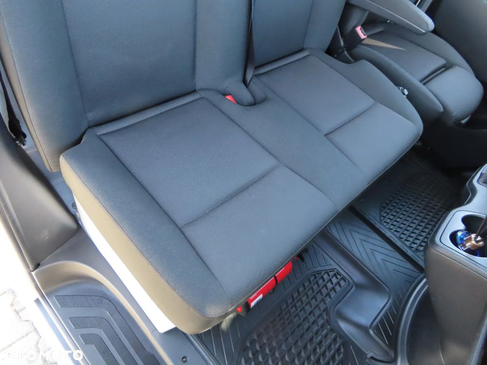 Mercedes-Benz Sprinter 519 CDI 190 KM Chłodnia Winda Załadowcza BÄR 750 Kg Agregat Zasilany Na Postoju 230 V Izoterma ACORD 3500 mm Dł. 6 Euro Palet Rozstaw Osi L2- 3665 mm, DMC 3500 Kg Tylne Koła Bliźniacze WZMACNIANY Stan Wizualny I Techniczny NOWY Tak Jak Z Taśmy Produkcyjnej Gotowy Dostępny OKAZJA POLECAM - 31