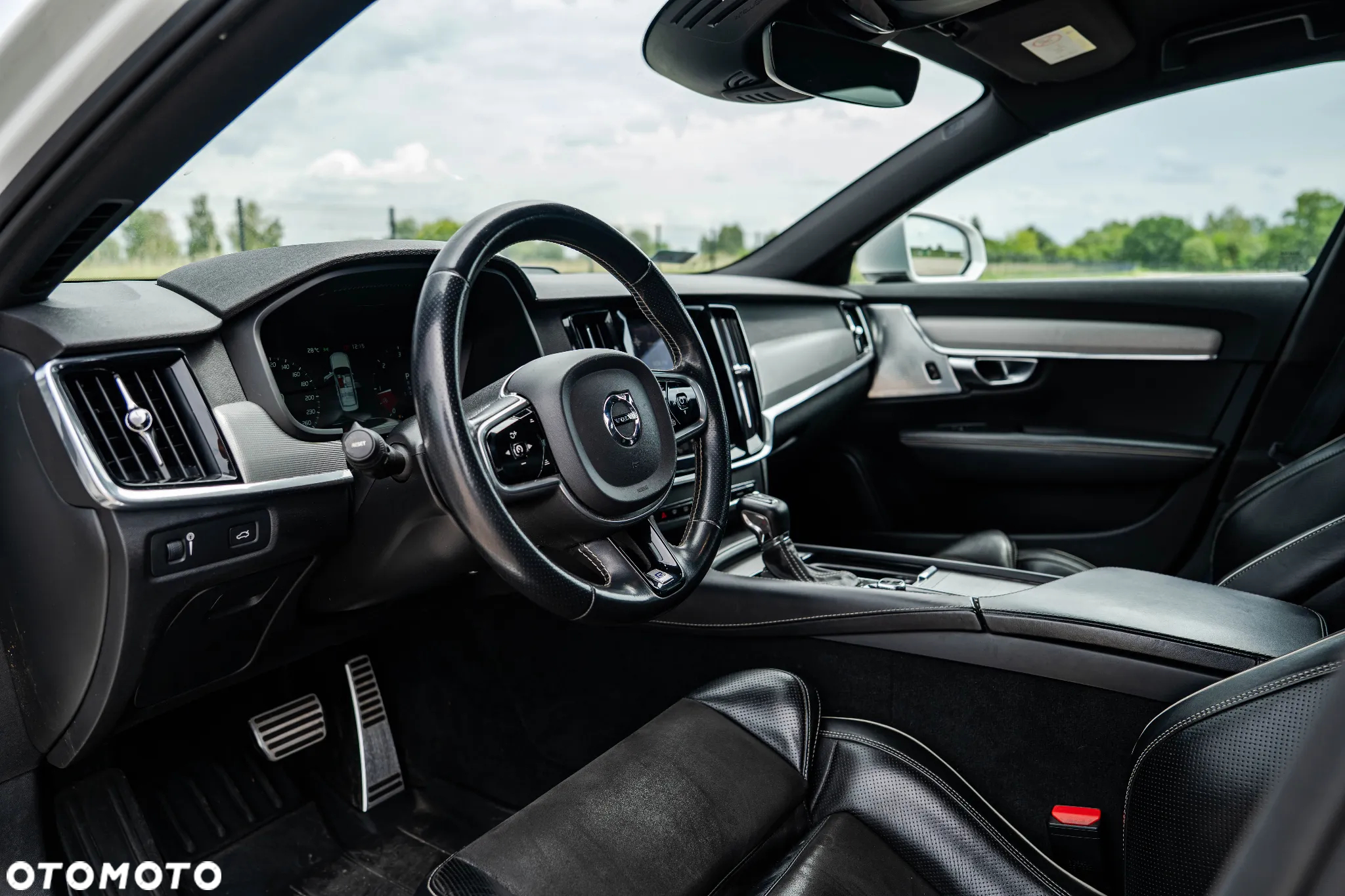 Volvo S90 D5 AWD Geartronic R Design - 17