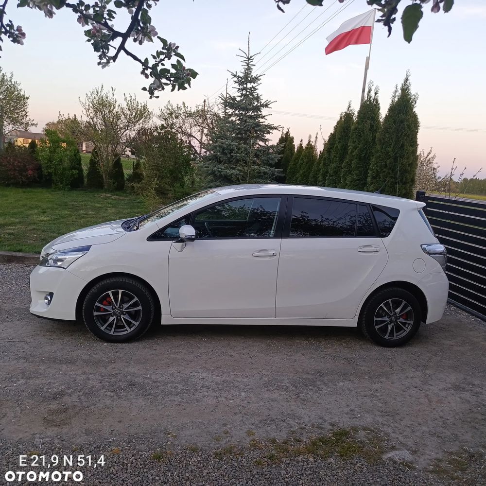 Toyota Verso 2.0 D-4D 5-Sitzer Executive - 23