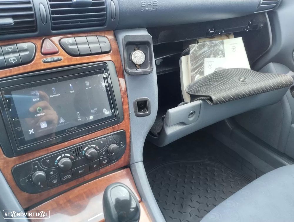 Mercedes-Benz C 220 CDi Avantgarde - 23