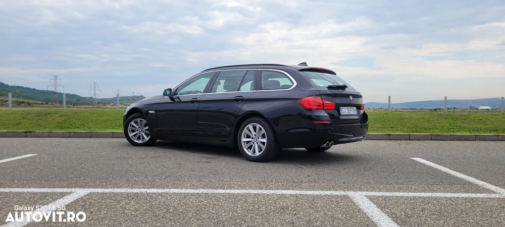 BMW Seria 5 520d Aut. Modern Line - 4